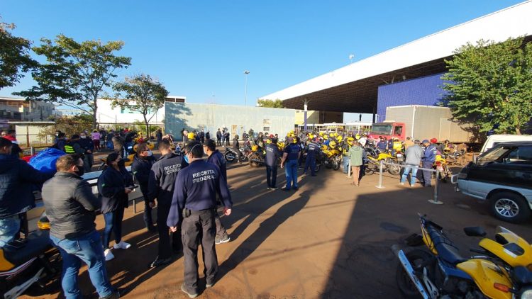 Mototaxistas são alvos de fiscalização na 1ª fase ostensiva da Operação Escudo