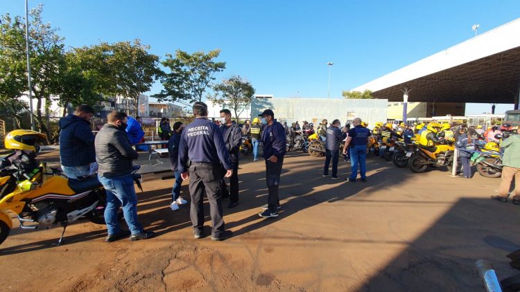 Mototaxistas são alvos de fiscalização na 1ª fase ostensiva da Operação Escudo