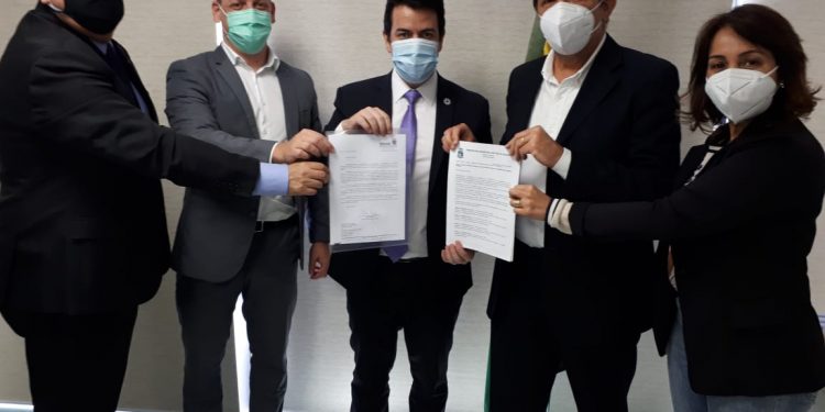 Pedido de mais vacinas para Foz do Iguaçu avança no Ministério da Saúde