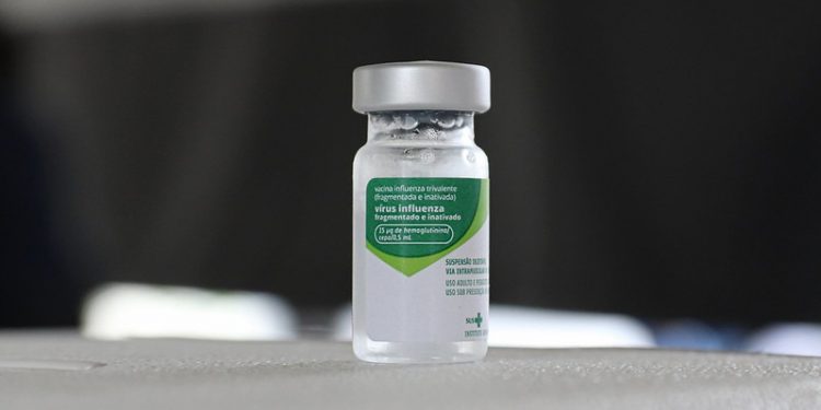 Mais de 3 mil pessoas foram vacinadas no Dia “D” contra a Influenza