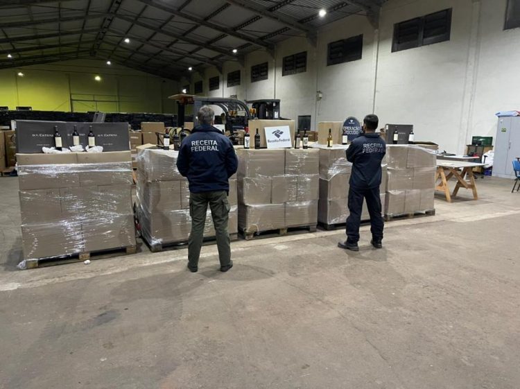 Receita Federal divulga balanço da Operação Escudo.