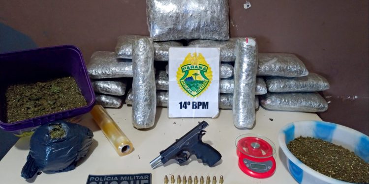 CHOQUE prende homem por tráfico de entorpecentes e posse ilegal de arma de fogo