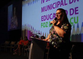 Mais de 2 mil profissionais da educação participam de seminário on-line