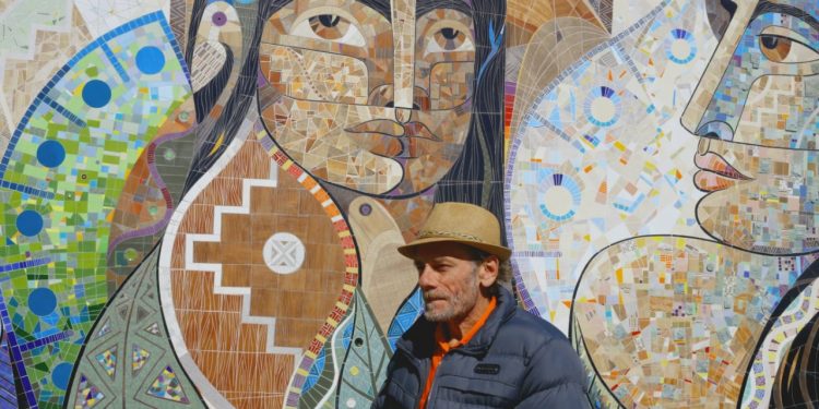 Artistas do Iguaçu: Conheça Miguel Hachen, o artista que criou uma linguagem própria para falar da tríplice fronteira