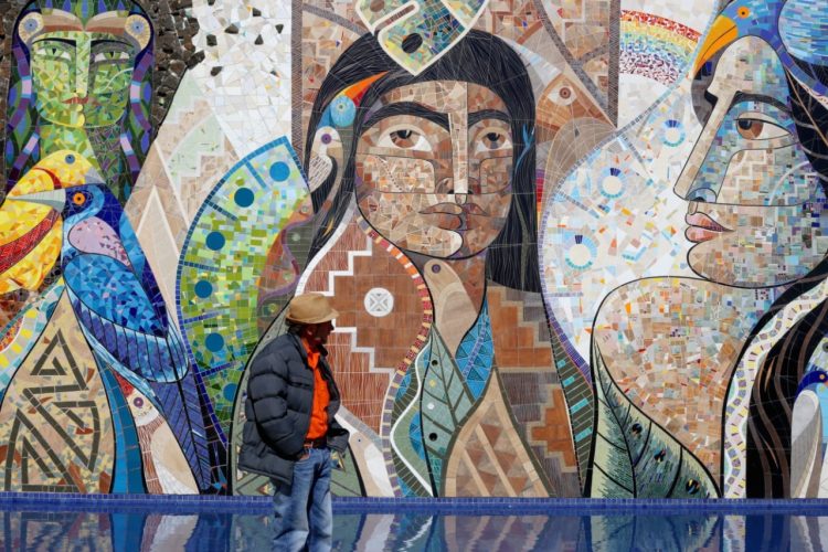 Artistas do Iguaçu: Conheça Miguel Hachen, o artista que criou uma linguagem própria para falar da tríplice fronteira