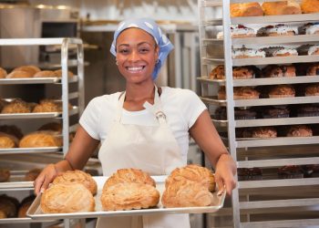 Cursos de panificação e confeitaria ofertados pela prefeitura começam nesta quinta-feira