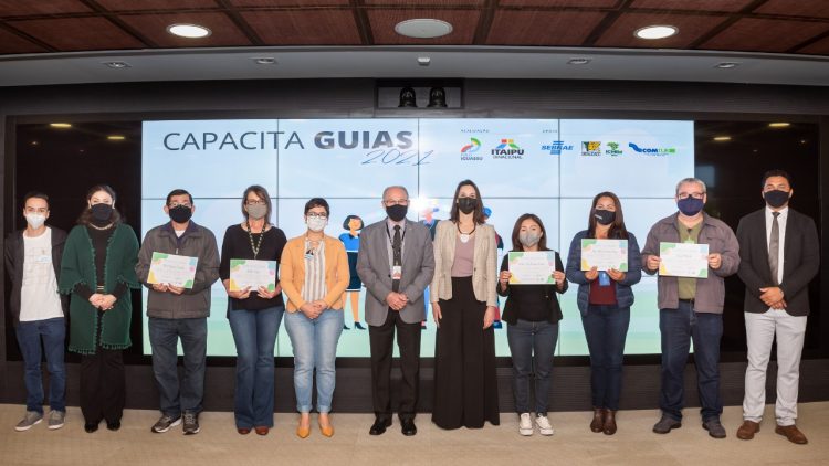 Iniciativa da Itaipu e Polo Iguaçu vai beneficiar 2.250 profissionais do turismo