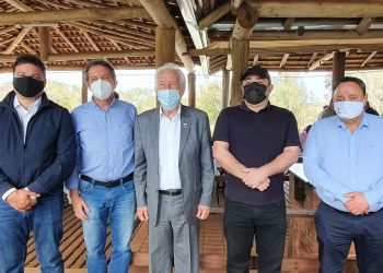 Deputado Hussein Bakri anuncia R$ 2 milhões em pavimentação rural no Arroio Dourado, em Foz do Iguaçu