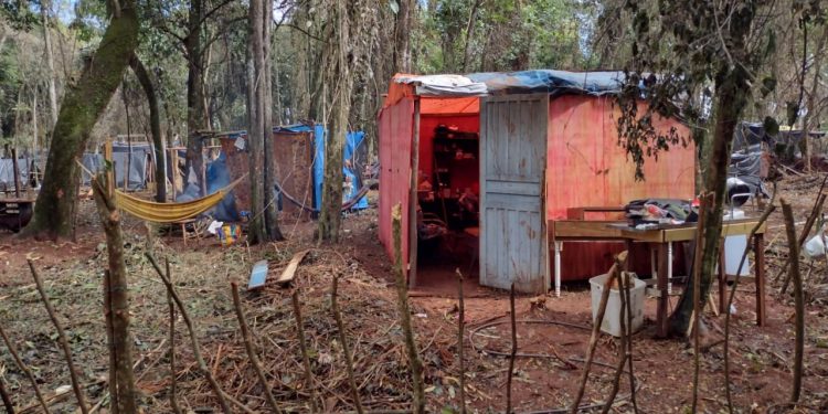 Invasão do Jardim Guaíra já tem 400 famílias