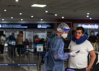 Argentina aumenta cota de entrada de cidadãos do país e residentes