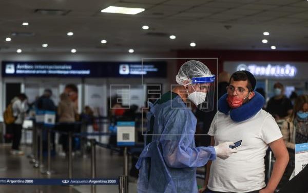 Argentina aumenta cota de entrada de cidadãos do país e residentes