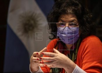 Argentina continuará limitando a chegada de viajantes para evitar variante