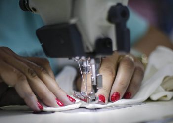 Primeira parcela do auxílio emergencial do Paraná alcança mais de 20 mil empresas