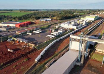 Ferroeste tem crescimento de 13% na movimentação de contêineres no 1º semestre