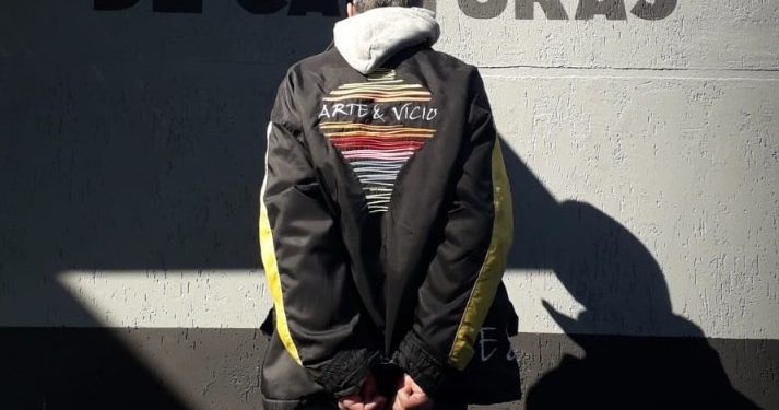 Foragido da Justiça é preso na fila de vacinação no Paraná