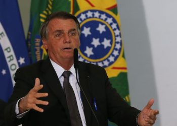 Presidente Bolsonaro diz que deve vetar dinheiro para o fundo eleitoral