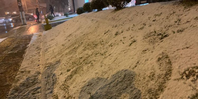 Cidades do Rio Grande do Sul registram neve nesta quarta-feira