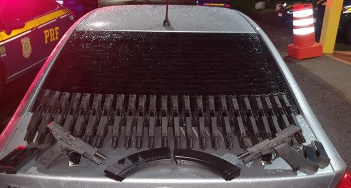 Iguaçuenses de 24 e 27 anos são presas em Lajeado-RS com 25 pistolas argentinas