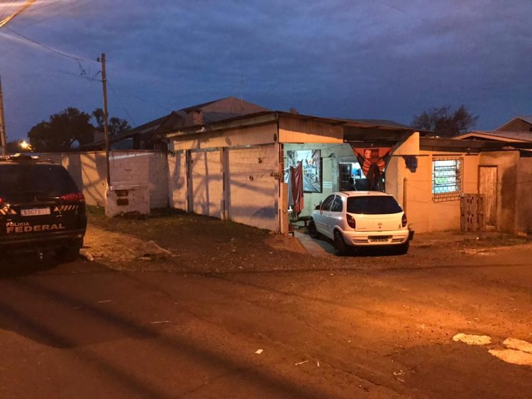 PF deflagra operação contra o tráfico internacional de armas e drogas