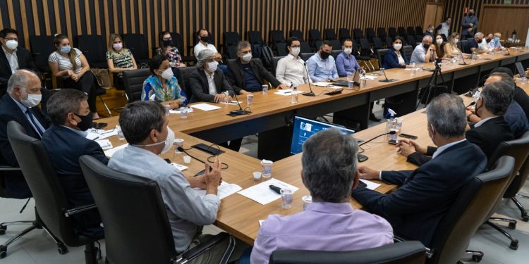 Paraguai se une a Foz contra mudança do nome da Ponte da Integração