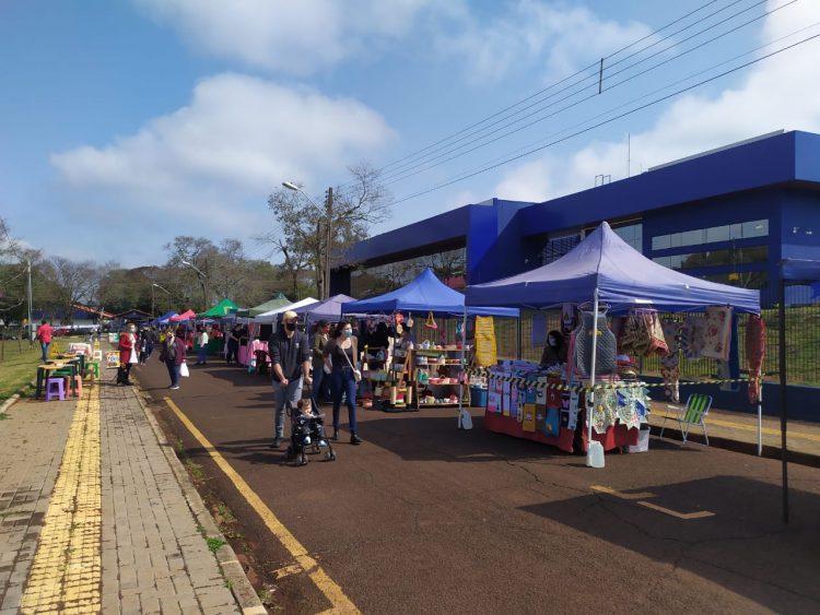 Domingo é dia de Feirinha na JK e Vila A