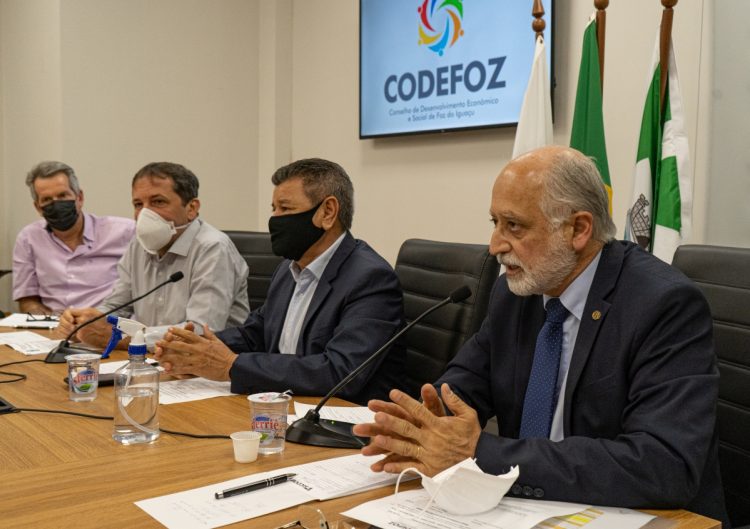 Paraguai se une a Foz contra mudança do nome da Ponte da Integração