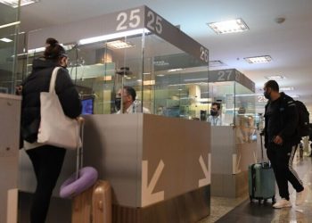 Argentina passa a permitir entrada de estrangeiros parentes diretos de residentes