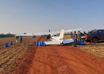 Avião com cocaína e chefe do tráfico é detido no Paraguai