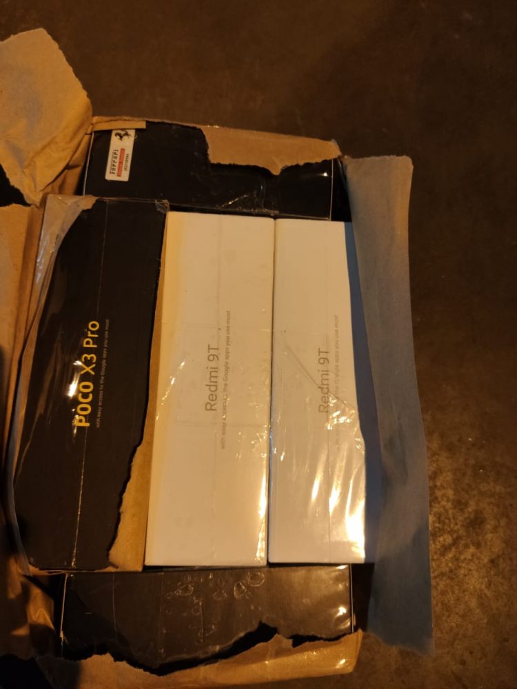 Receita Federal retêm 100 remessas postais irregulares em Foz do Iguaçu