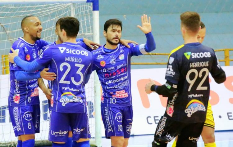 Foz Cataratas Futsal disputa liderança contra o Campo Mourão pela Liga Nacional