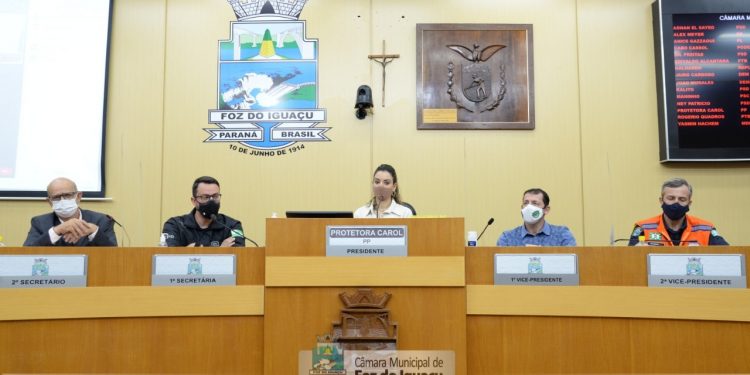 Evento esclarece aplicação das leis de proteção e combate a maus-tratos de animais