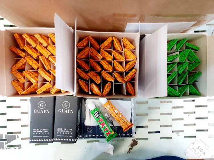 Receita Federal apreende celulares, notebook, GPS e melzinho do amor nos Correios