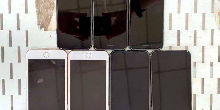 Receita Federal apreende celulares, notebook, GPS e melzinho do amor nos Correios