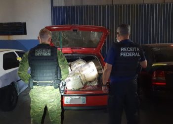 Carro carregado de produtos estrangeiros é apreendido por Forças de Segurança em Foz do Iguaçu