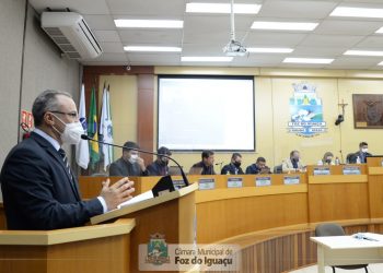 Câmara de Foz solicita retirada de projeto que muda nome da Ponte da Integração para Jaime Lerner