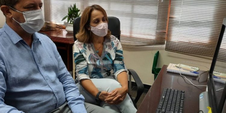 Vida está voltando ao normal, diz prefeito