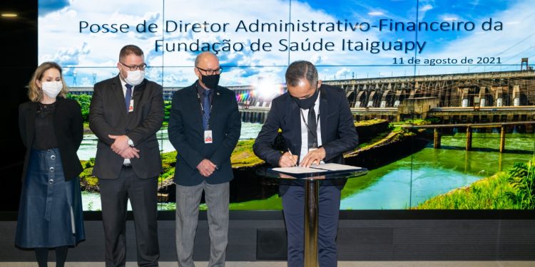 Hospital Costa Cavalcanti tem novo diretor administrativo-financeiro