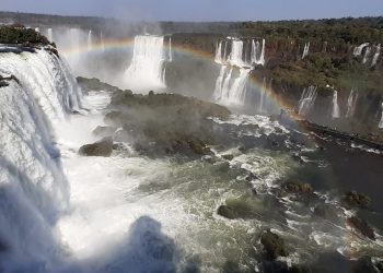 Cataratas do Iguaçu com vazão acima da média