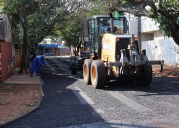 Jardim São Paulo recebe nova etapa de pavimentação asfáltica