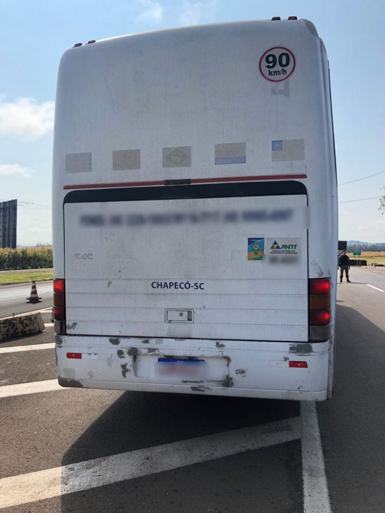 4 veículos são retidos durante fim de semana pela Receita Federal, PRF e BPFRON