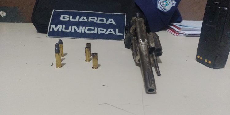 Homem é preso pelo Guarda Municipal após tentativa de homicídio na Vila Brás
