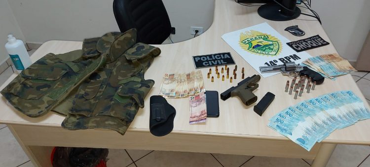 Grupo criminoso acusado de assalto a residência em Santa Terezinha é preso