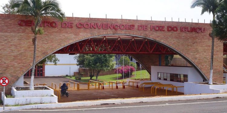 Centro de Convenções de Foz ganha melhorias na estrutura para receber novos eventos