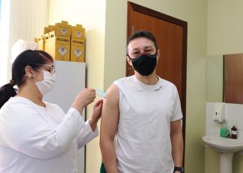 Foz do Iguaçu alcança 99,6% da população adulta vacinada contra a Covid