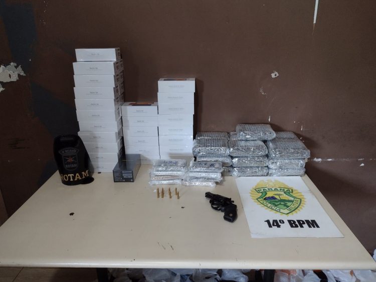Polícia Militar apreende eletrônicos e arma de fogo na Vila Portes