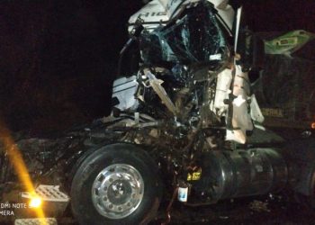Acidente envolvendo vários veículos tem morte e muitos feridos na BR-277