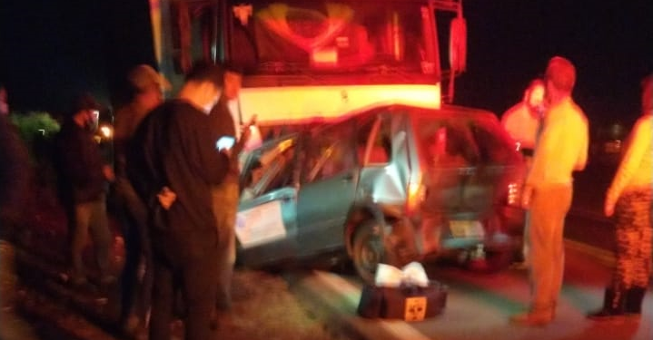 Acidente entre dois carros e carreta deixa três mortos em Medianeira