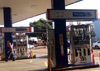 Greve no Paraguai: moradores relatam falta de medicamentos, combustível e alimentos