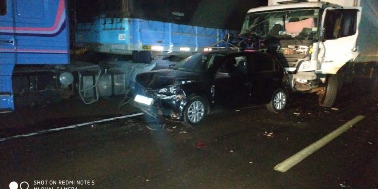 Acidente envolvendo vários veículos tem morte e muitos feridos na BR-277