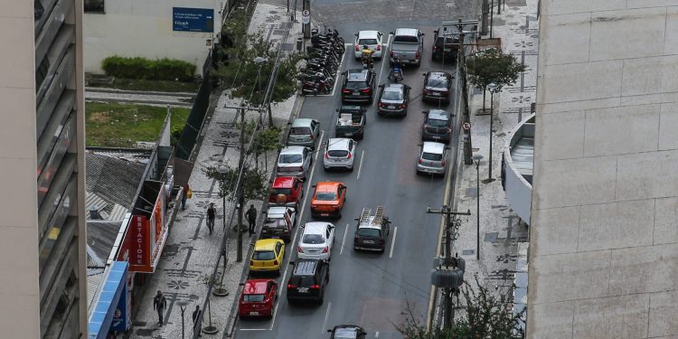 Motoristas podem ter 40% de desconto em multas de trânsito